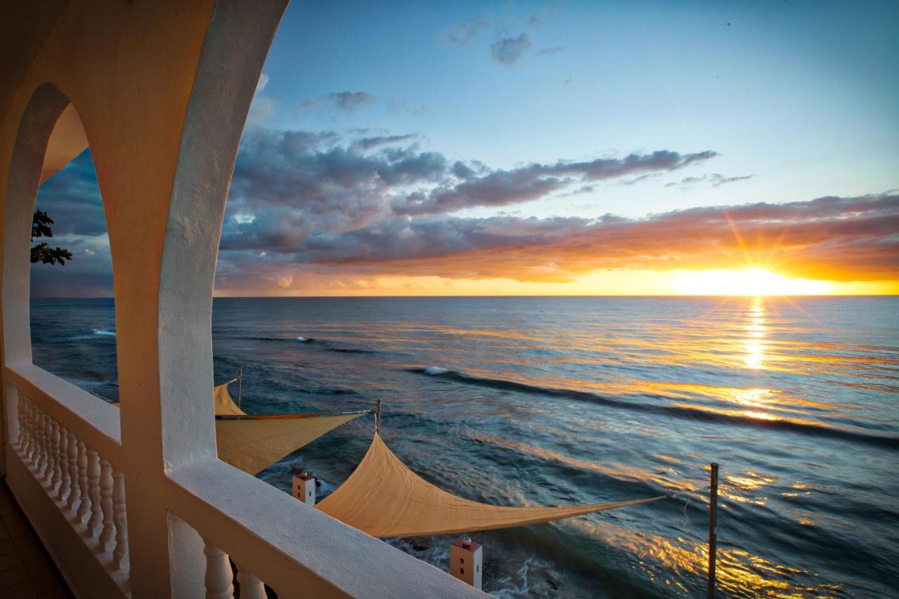 Coconut Palms Inn Ринкон Экстерьер фото