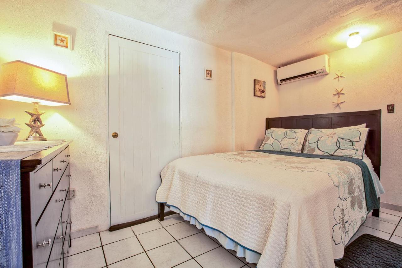 Coconut Palms Inn Ринкон Экстерьер фото